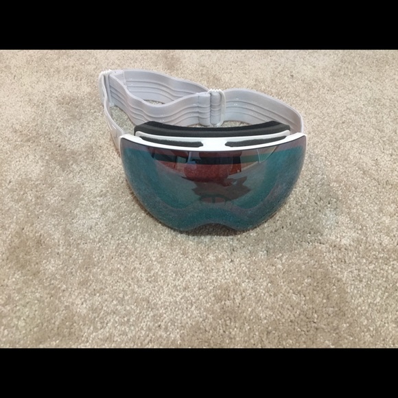 Oakley Other - Brand new Oakley goggles never worn no box